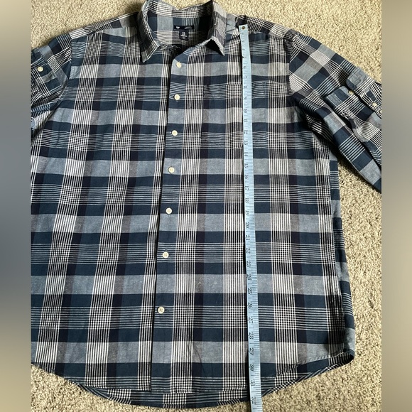 Gap Classic Fit Plaid Button Down Shirt - Picture 9 of 9